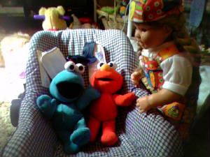 cookiemonsterandelmoincarseat.jpg