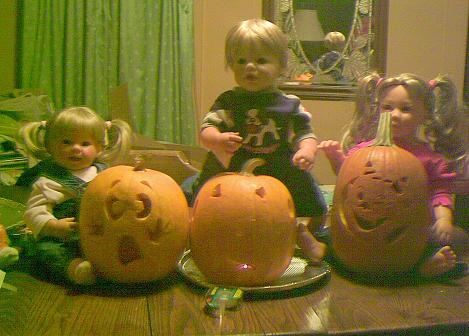 3middletonsandpumpkins.jpg